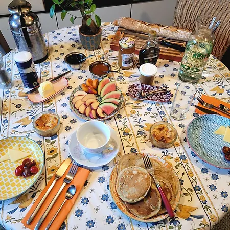 Bed & Breakfast D'hote Independante Petit Dejeuner En Option
